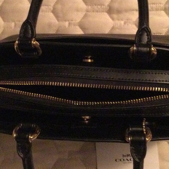 Coach Purse - Picture 7 of 8